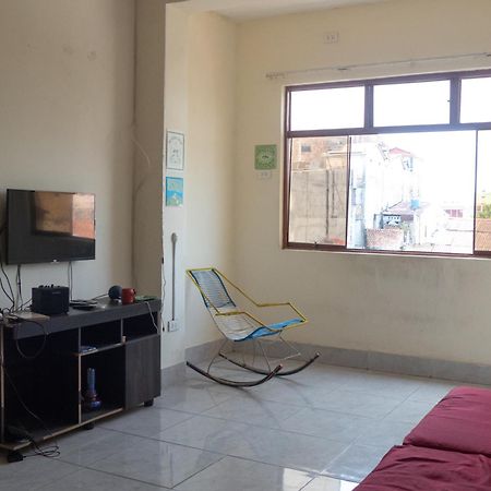 Moicca Youth Hostel อีกีโตส ภายนอก รูปภาพ