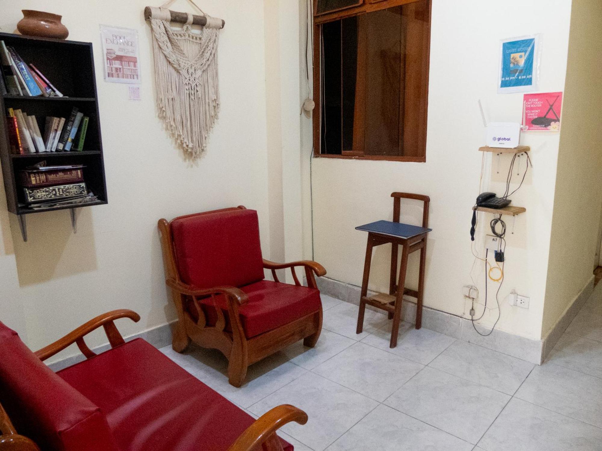 Moicca Youth Hostel อีกีโตส ภายนอก รูปภาพ